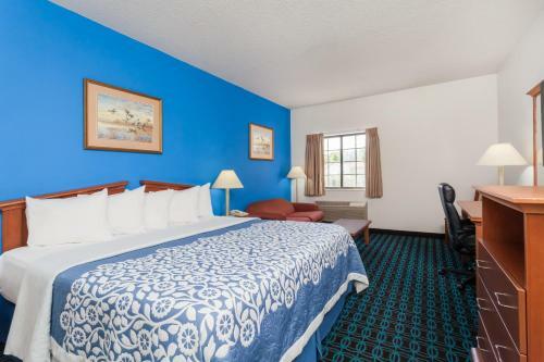 Hotel Days Inn & Suites Cambridge