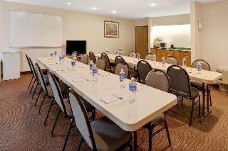 Hotel Baymont Inn And Suites Monroe