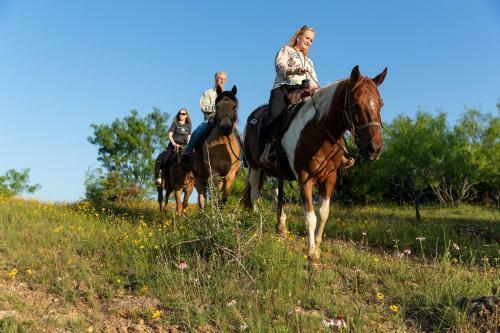 Hotel Wildcatter Ranch And Resort