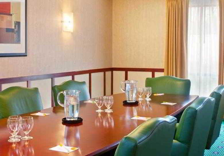 Hotel Courtyard Paramus