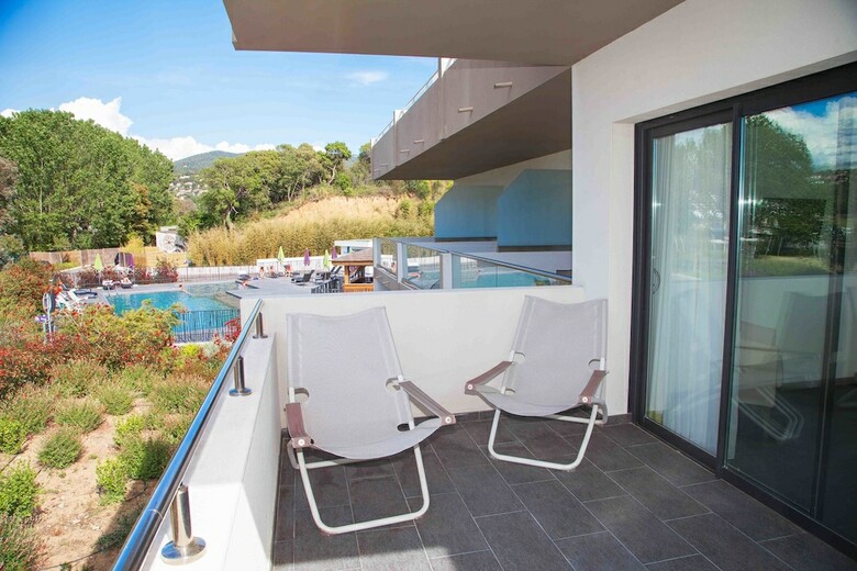 Aparthotel Suite Home Porticcio
