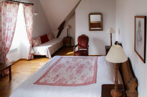 Hostal Maison D'h�tes Domaine De La Rhue