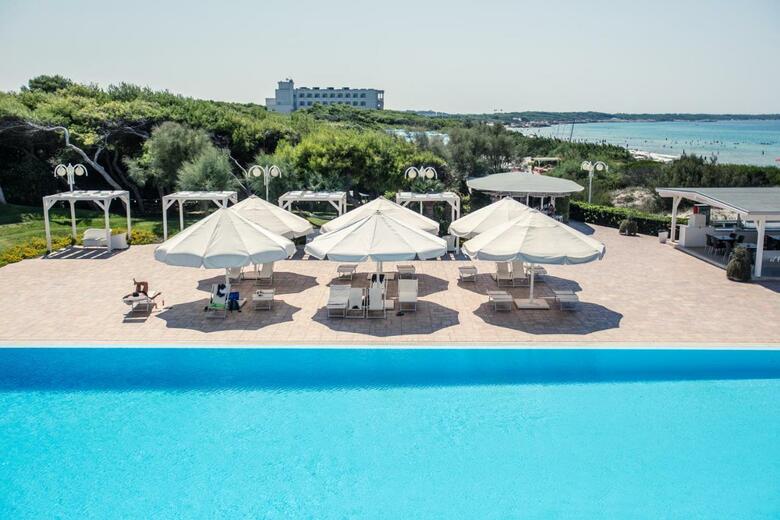 Hotel Costa Brada Luxury Resort