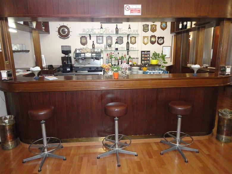 Giappone Inn Parking Hotel