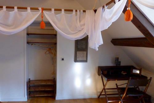 Bed & Breakfast Chambres D'h�tes Et Table D'h�tes L'intemporelle