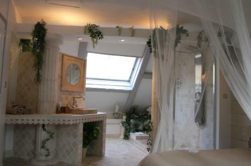 Bed & Breakfast Chambres D'h�tes Et Table D'h�tes L'intemporelle