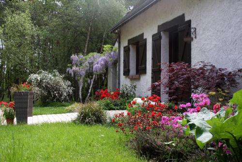 Bed & Breakfast Chambres D'h�tes Et Table D'h�tes L'intemporelle