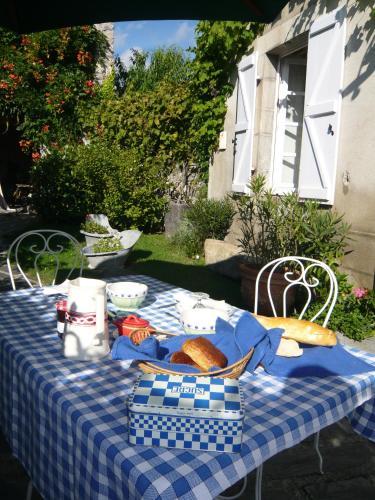 Bed & Breakfast Chambres D'h�tes Maison Cadet