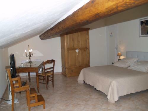 Bed & Breakfast Chambres D'h�tes Le Mas Du Platane