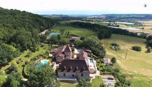 Bed & Breakfast Chambres D'h�tes De Charme Du Ch�teau De Missandre