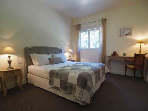 Hostal Le Clos Des Cypr�s