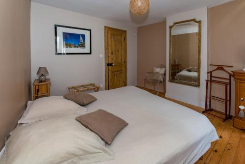 Bed & Breakfast Chambre D'h�tes Les Cl�s Des Places