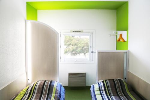 Hotel F1 Orange Centre Echangeur A7 A9