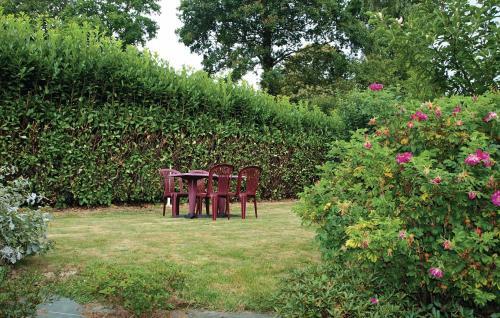 Holiday Home Loudeac Mn-1629