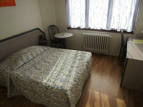 Hotel H�tel Caf� Du Palais