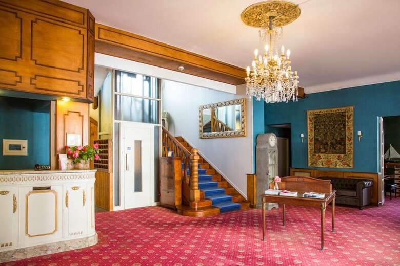 Hotel Hostellerie De La Roseraie
