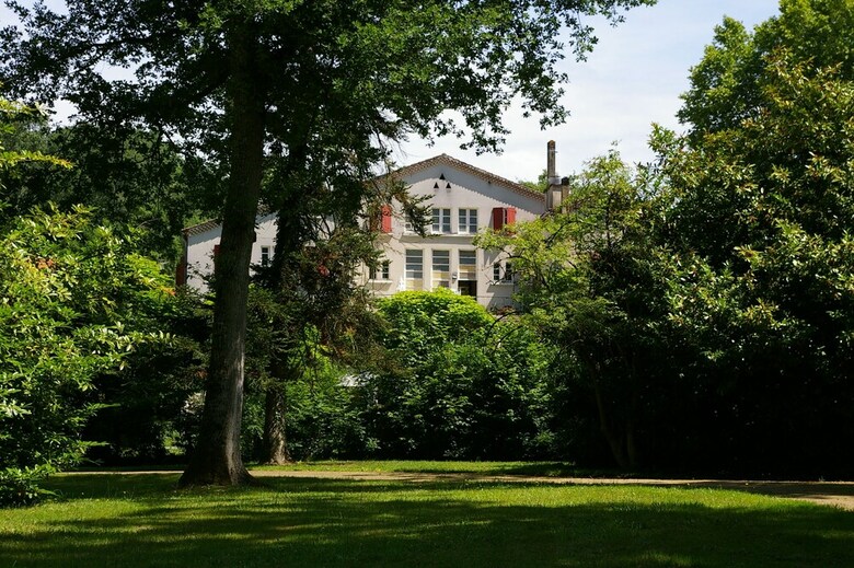 Hotel Hostellerie De La Roseraie