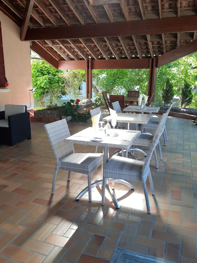 Hotel Hostellerie De La Roseraie