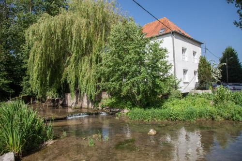 Posada Auberge Du Moulin D'audenfort