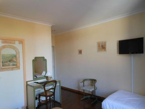 Hotel De L'ecu De France