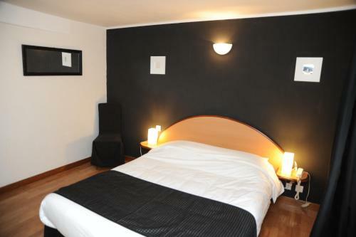 Hotel De L'ecu De France