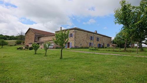 Bed & Breakfast G�tes & Chambres D'h�tes Peyrecout