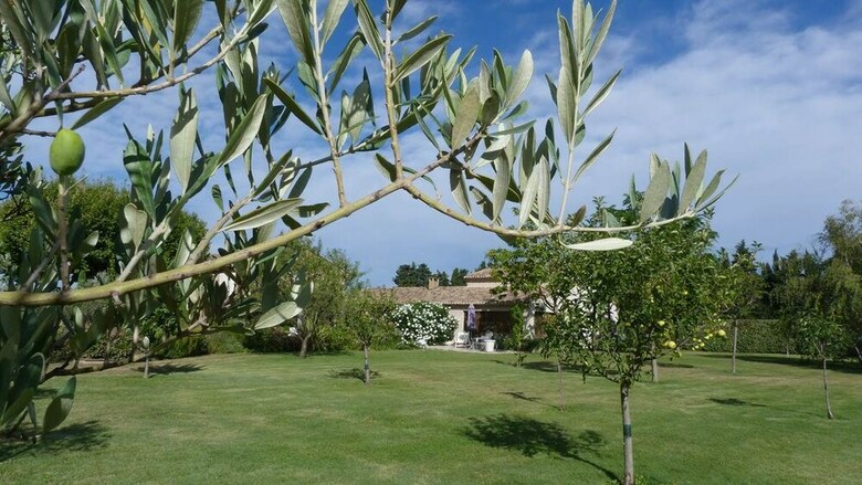Bed & Breakfast Mas De Chantounette