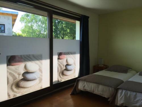 Hotel H�tel Studios Les Acacias