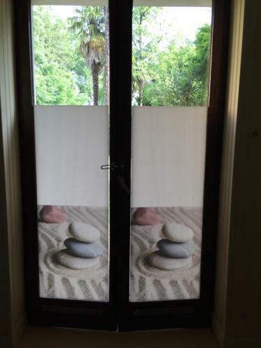 Hotel H�tel Studios Les Acacias
