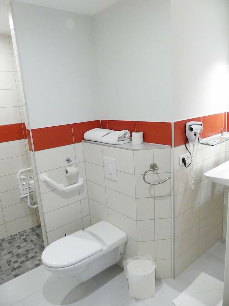 Hotel H�tel Restaurant Aux Deux Roses