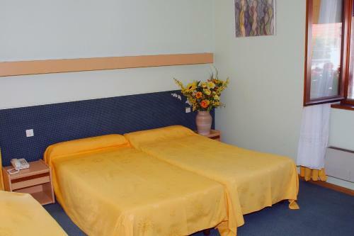 Hotel H�tel Restaurant Aux Deux Roses