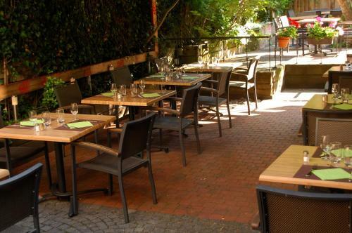 Hotel H�tel Restaurant Aux Deux Roses