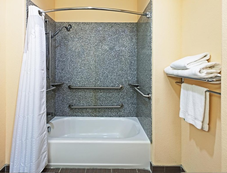 Hotel Holiday Inn Express & Suites Cleveland