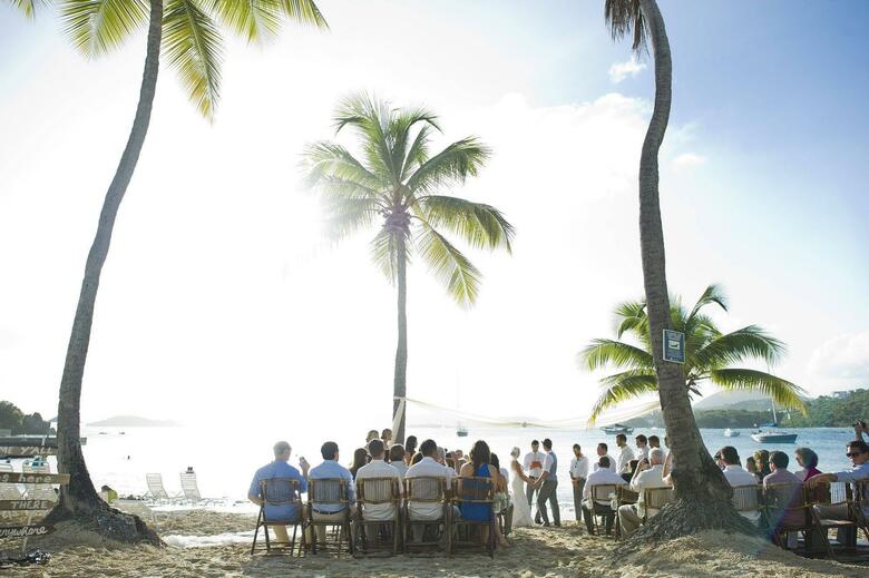 Hotel Secret Harbour Beach Resort