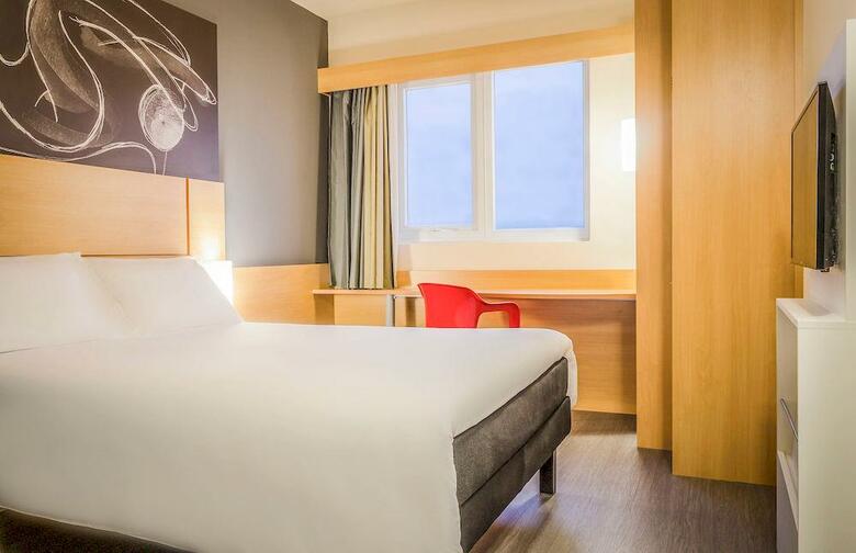 Hotel Ibis Rennes Centre Gare Sud