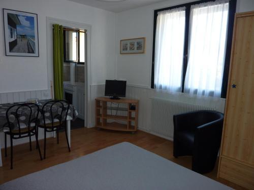 Aparthotel H�tel-r�sidence Le Grillon