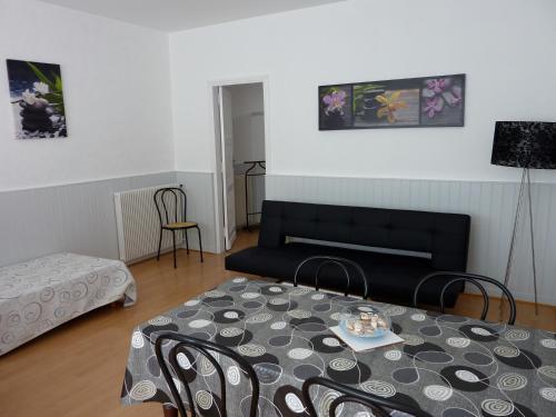 Aparthotel H�tel-r�sidence Le Grillon
