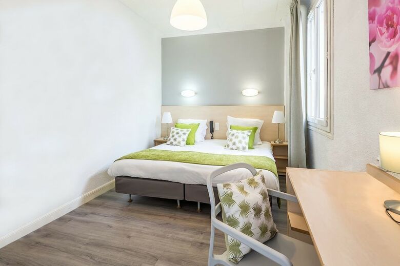 Hotel H�tel Notre Dame De France