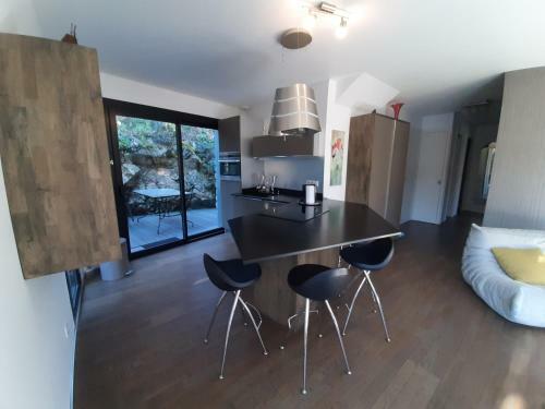 Holiday Home De La Corniche