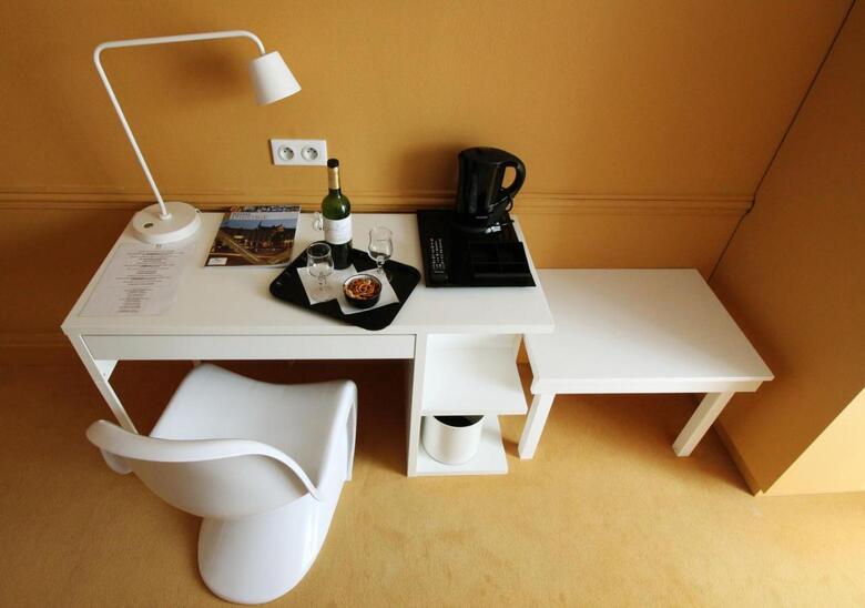 Cecyl Hotel