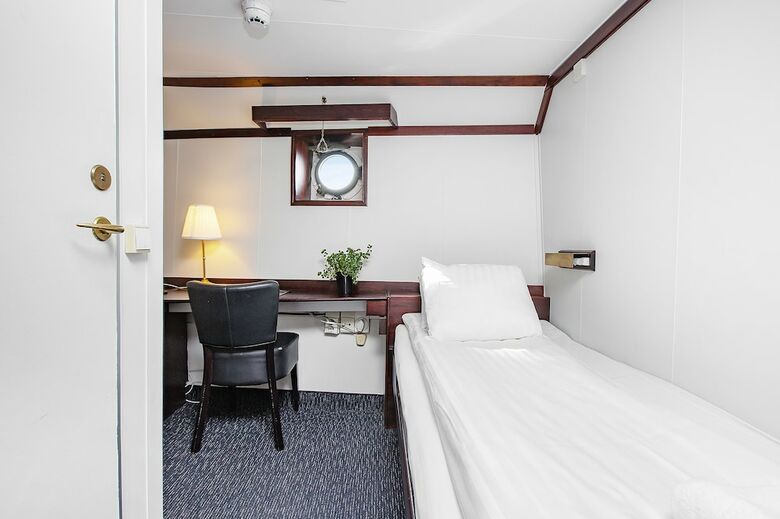 Malardrottningen Yacht Hotel