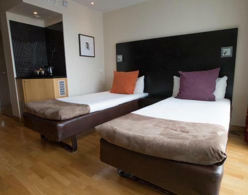 Maudes Hotel Solna