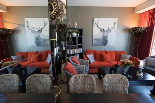 Maudes Hotel Solna