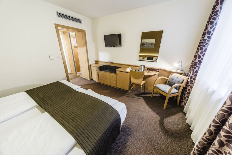 Hotel Archibald City