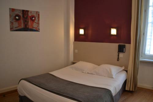 Hotel H�tel-restaurant La Porte Saint Pierre