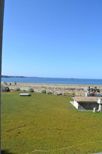 Hotel H�tel-restaurant La Porte Saint Pierre