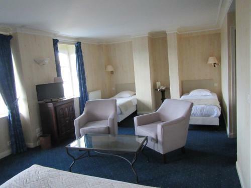 Hotel H�tel Le D'avaugour - Logis