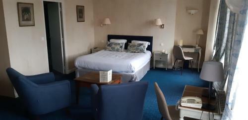Hotel H�tel Le D'avaugour - Logis