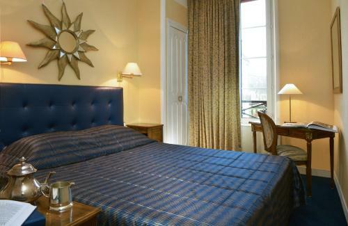 Churchill Hotel
