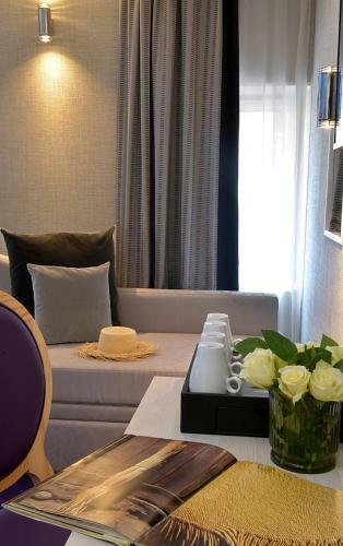 Churchill Hotel